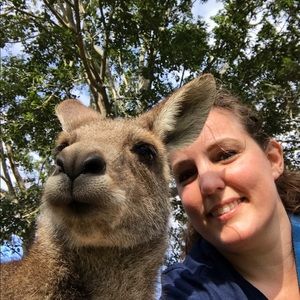 Meet your Posher, Alisha